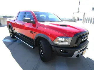 2016 RAM 1500 CREW CAB