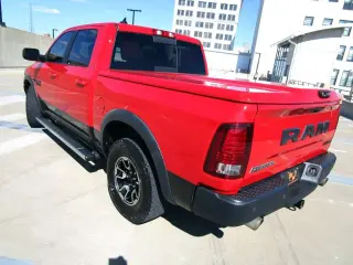 2016 RAM 1500 CREW CAB