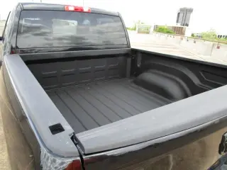 2015 RAM 1500 CREW CAB