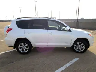 2009 TOYOTA RAV4