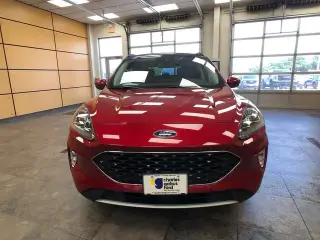 Ford Escape 2022 AWD Titanium 4dr SUV