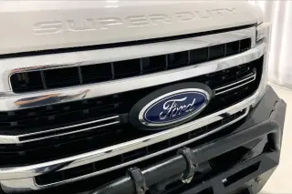 Ford F-250 Super Duty 2022 4x4 King Ranch 4dr Crew Cab 6.8 ft. SB Pickup