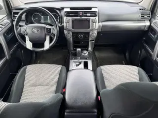 Toyota 4Runner 2016 4x4 SR5 4dr SUV
