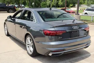 Audi A4 2023 AWD quattro S line Premium Plus 45 TFSI 4dr Sedan
