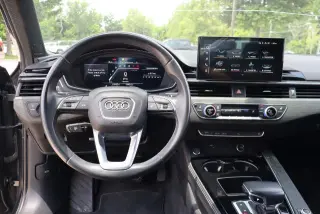 Audi A4 2023 AWD quattro S line Premium Plus 45 TFSI 4dr Sedan