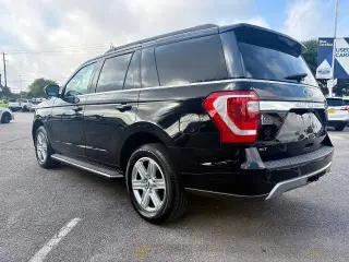 Ford Expedition 2021 4x2 XLT 4dr SUV