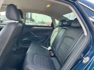 Volkswagen Passat 2022 SE 4dr Sedan