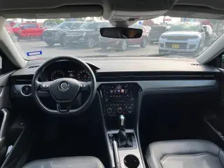 Volkswagen Passat 2022 SE 4dr Sedan