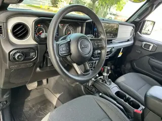 Jeep Wrangler 2025 4x4 Sport 4dr SUV
