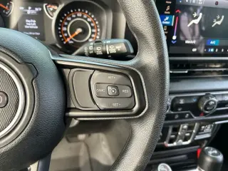 Jeep Wrangler 2025 4x4 Sport 4dr SUV