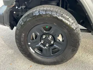 Jeep Wrangler 2025 4x4 Sport 4dr SUV