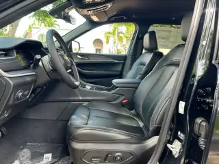 Jeep Grand Cherokee 2025 4x4 Limited 4dr SUV
