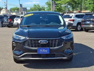 Ford Escape 2023 Active 4dr SUV