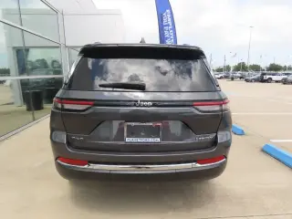 Jeep Grand Cherokee 2024 4x4 Limited 4dr SUV