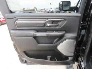Ram 1500 2021 4x2 Limited 4dr Crew Cab 5.6 ft. SB Pickup
