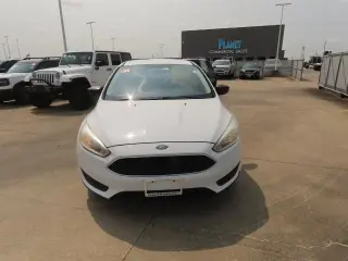 Ford Focus 2017 S 4dr Sedan