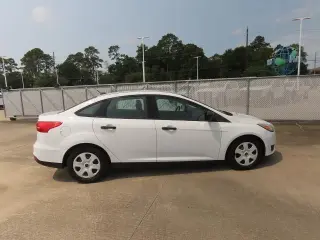 Ford Focus 2017 S 4dr Sedan