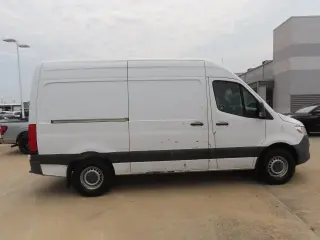 Mercedes-Benz Sprinter 2019 4x2 2500 3dr 144 in. WB Cargo Van (3.0L V6)