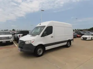 Mercedes-Benz Sprinter 2019 4x2 2500 3dr 144 in. WB Cargo Van (3.0L V6)