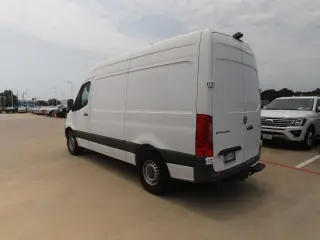 Mercedes-Benz Sprinter 2019 4x2 2500 3dr 144 in. WB Cargo Van (3.0L V6)