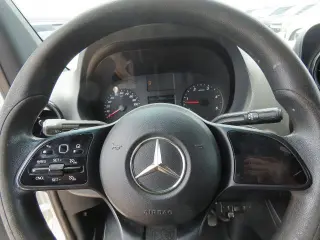 Mercedes-Benz Sprinter 2019 4x2 2500 3dr 144 in. WB Cargo Van (3.0L V6)