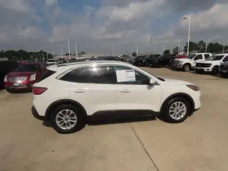 Ford Escape 2020 SE 4dr SUV