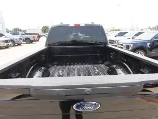 Ford F-250 Super Duty 2020 4x4 King Ranch 4dr Crew Cab 8 ft. LB Pickup