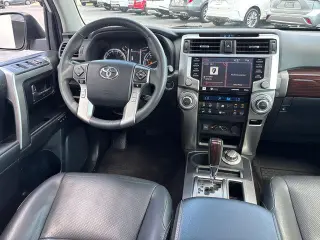 Toyota 4Runner 2020 4x4 SR5 4dr SUV