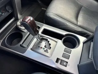 Toyota 4Runner 2020 4x4 SR5 4dr SUV