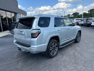Toyota 4Runner 2020 4x4 SR5 4dr SUV