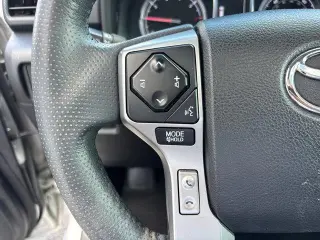 Toyota 4Runner 2020 4x4 SR5 4dr SUV