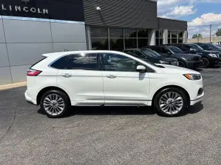 Ford Edge 2021 AWD Titanium 4dr Crossover
