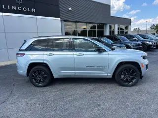 Jeep Grand Cherokee 2023 4x4 30th Anniversary 4xe 4dr SUV