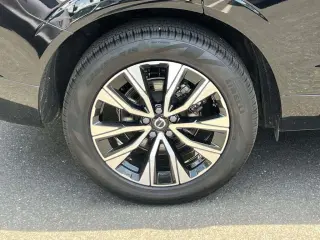Volvo XC60 2024 AWD B5 Plus Dark Theme 4dr SUV