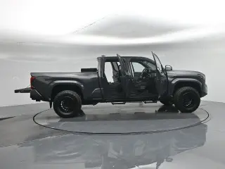 Toyota Tacoma 2025 4x2 SR5 4dr Double Cab 5.0 ft SB