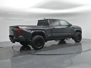 Toyota Tacoma 2025 4x2 SR5 4dr Double Cab 5.0 ft SB