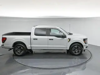 Ford F-150 2024 4x2 STX 4dr SuperCrew 5.5 ft. SB