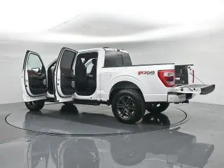 Ford F-150 2021 4x4 XL 4dr SuperCrew 5.5 ft. SB