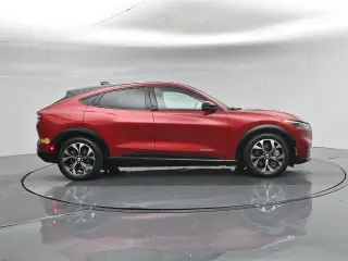 Ford Mustang Mach-E 2022 AWD Premium 4dr SUV