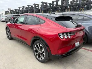 Ford Mustang Mach-E 2022 AWD Premium 4dr SUV