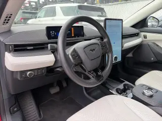 Ford Mustang Mach-E 2022 AWD Premium 4dr SUV