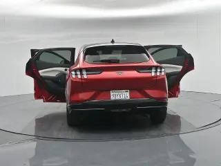 Ford Mustang Mach-E 2022 AWD Premium 4dr SUV