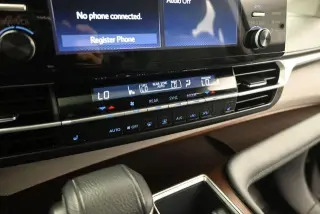 Toyota Sienna 2021 XLE 7-Passenger 4dr Mini-Van