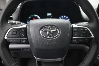 Toyota Sienna 2021 XLE 7-Passenger 4dr Mini-Van