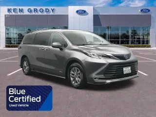 Toyota Sienna 2021 XLE 7-Passenger 4dr Mini-Van