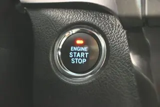Toyota Sienna 2015 XLE 7-Passenger Auto Access Seat 4dr Mini-Van