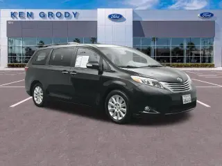 Toyota Sienna 2015 XLE 7-Passenger Auto Access Seat 4dr Mini-Van