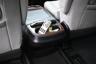 Toyota Sienna 2015 XLE 7-Passenger Auto Access Seat 4dr Mini-Van