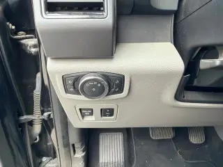 Ford F-150 2018 4x4 Lariat 4dr SuperCrew 5.5 ft. SB