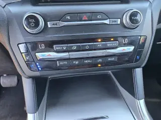 Ford Explorer 2020 AWD Limited 4dr SUV